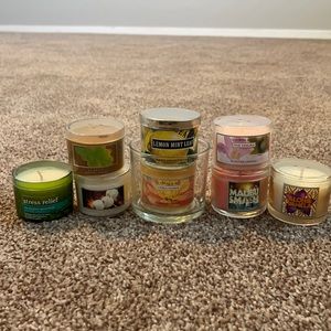 Assortment of small sample Bath & Body Works candles